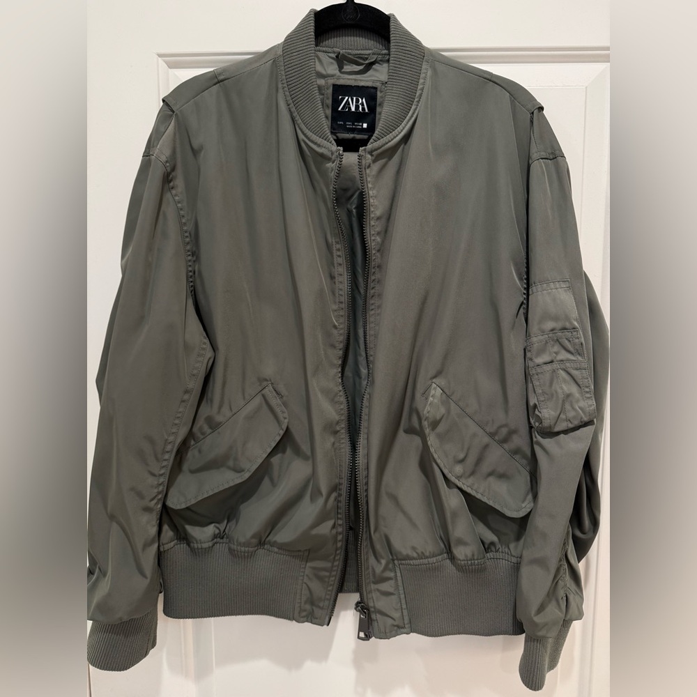 ZARA Men’s Bomber Jacket Large